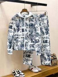 Picture of Dior Sweater Suits _SKUDiorM-3XLomtr21038515
